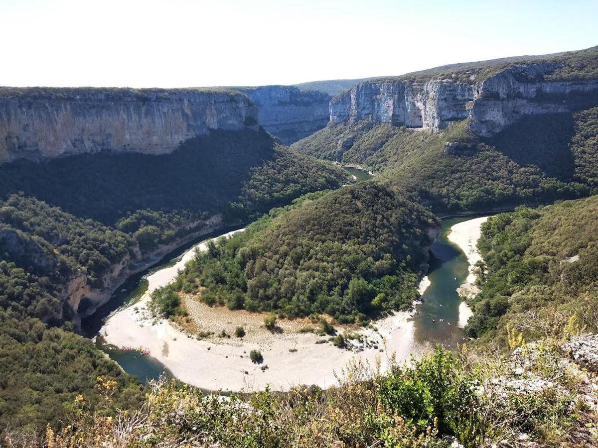 Le Rocher De Sampzon Exterior photo